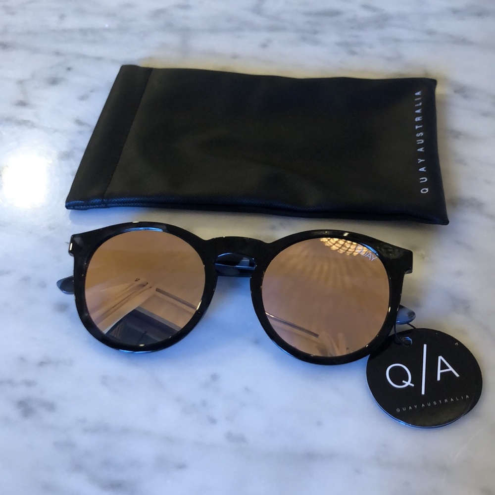 QUAY black and tortoise rimmed sunglasses - tags still on!